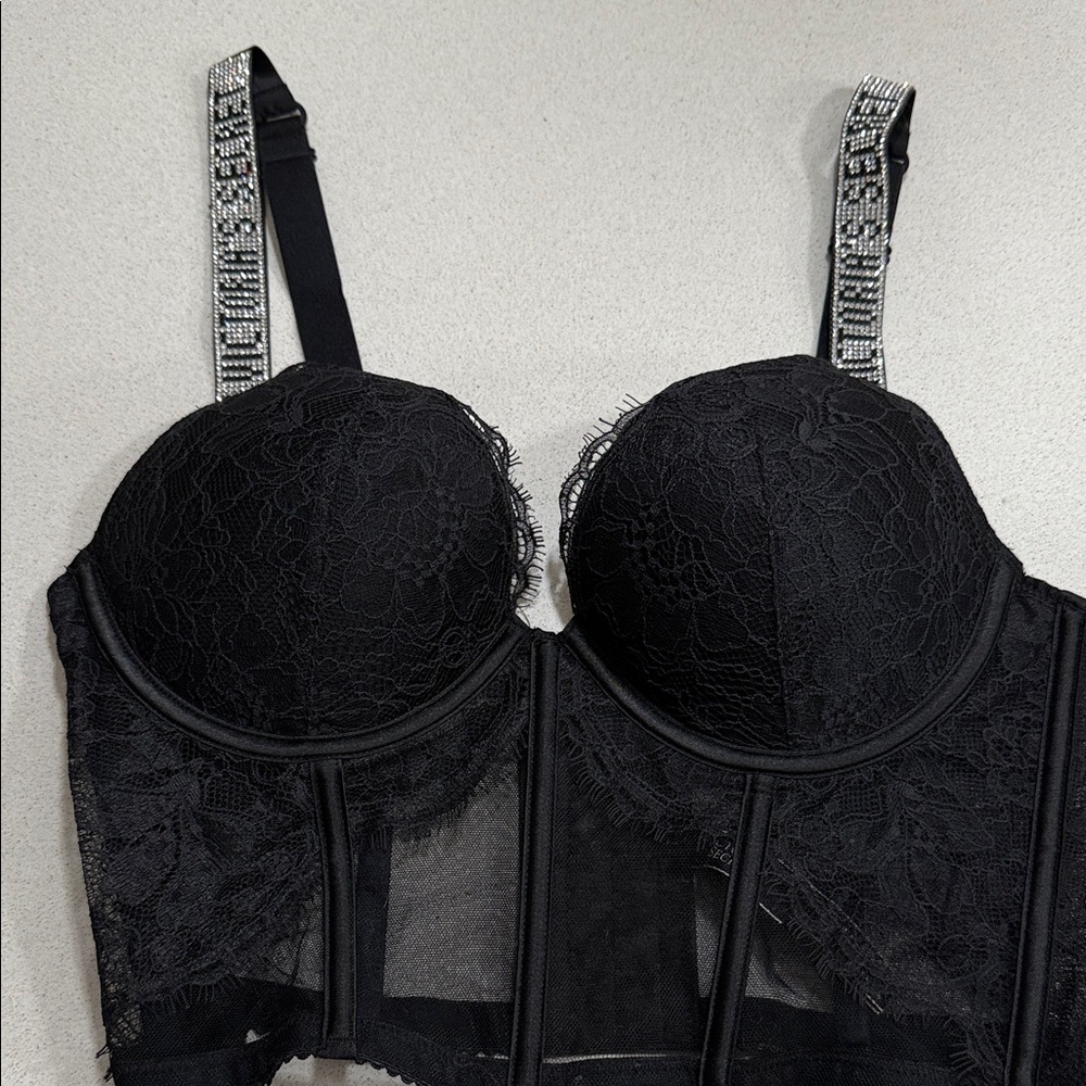 NWOT Limited Edition Victoria's Secret Black Lace Corset Bra